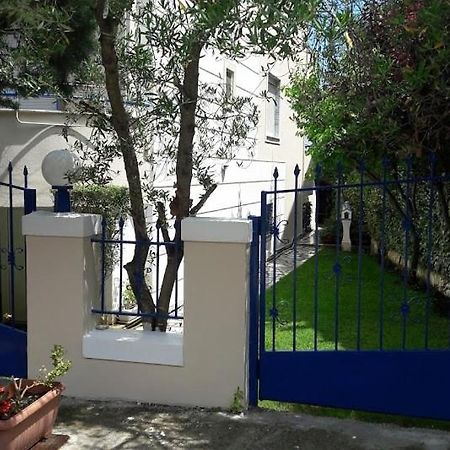 Ideal Family House Néa Péramos Εξωτερικό φωτογραφία