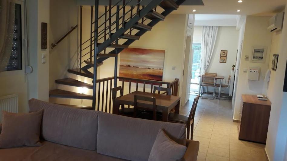 Ideal Family House Néa Péramos Εξωτερικό φωτογραφία